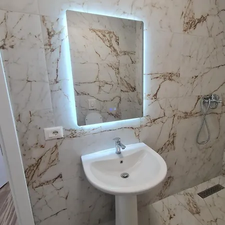 דירה Elite Luxury Tirana
